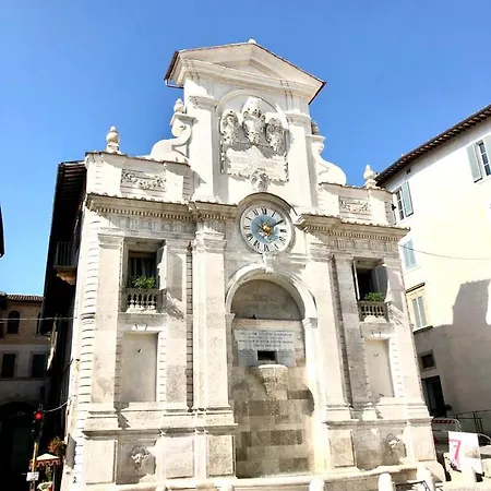 Piazza Del Mercato * Spoleto