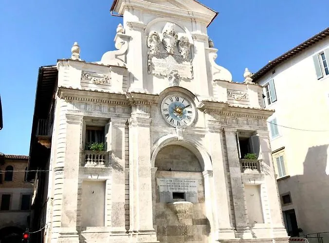Piazza Del Mercato * Spoleto