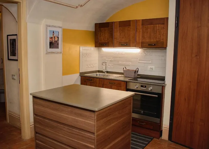 Piazza Del Mercato * Spoleto