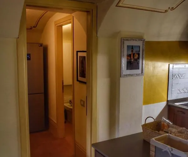 Lejlighed Piazza Del Mercato *